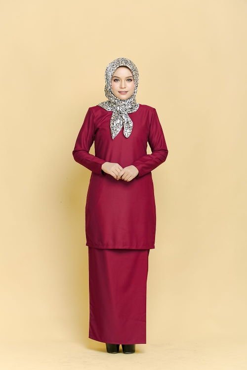 CIK KALSOM KURUNG RUBY